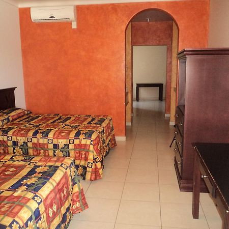 Hotel California Navojoa Esterno foto
