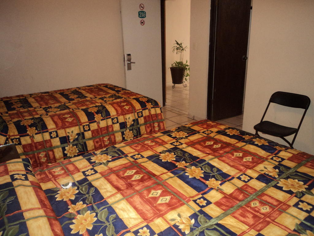 Hotel California Navojoa Esterno foto