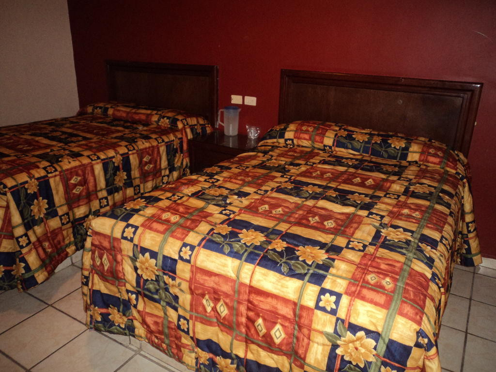 Hotel California Navojoa Esterno foto